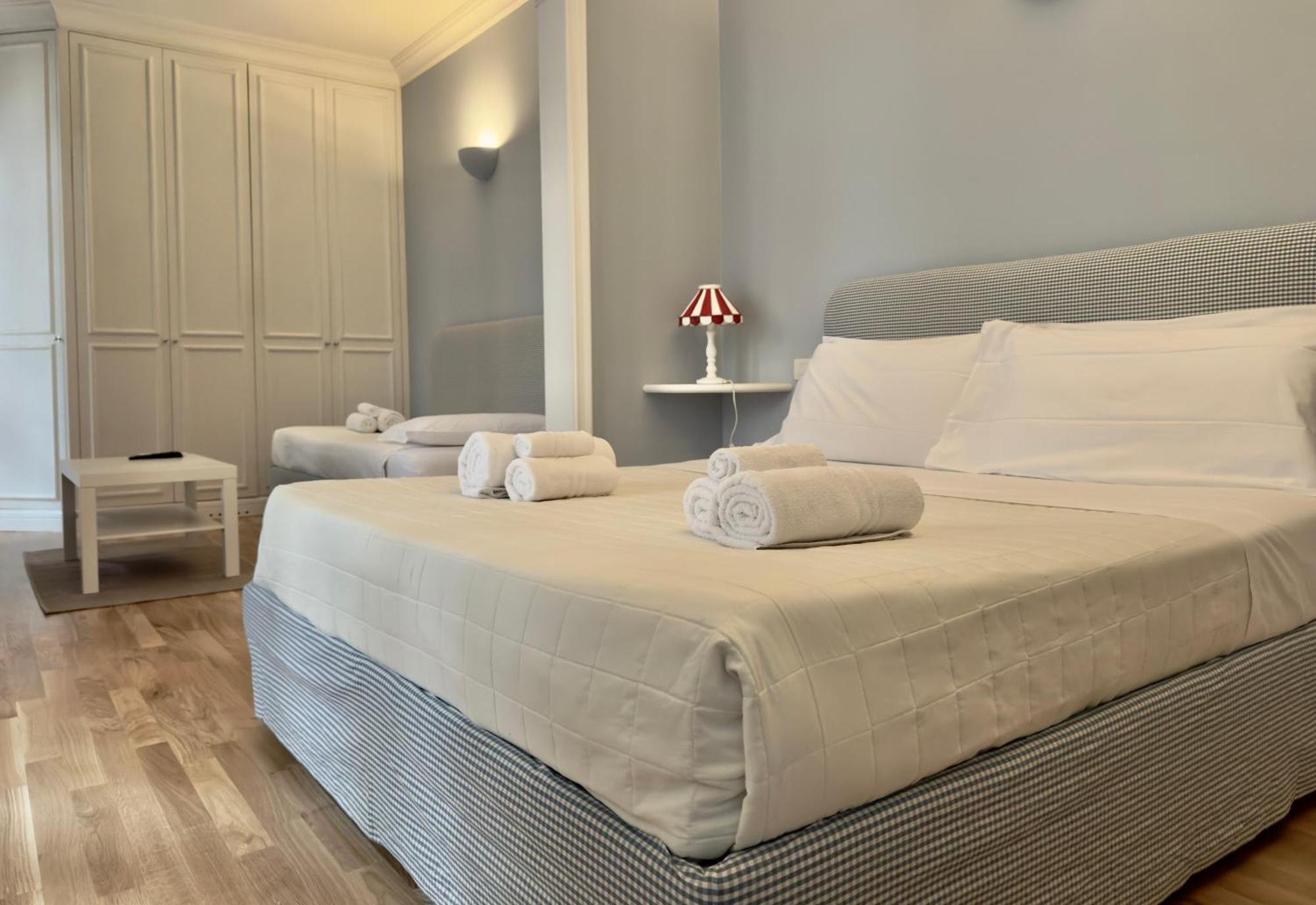 Junior Suite with Garden View